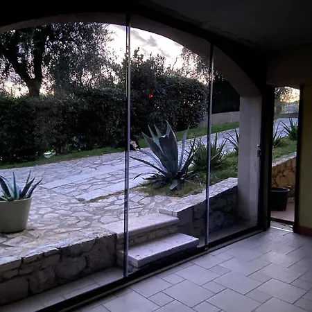 Gaia Con Piscina Seeblick Apartment Malcesine