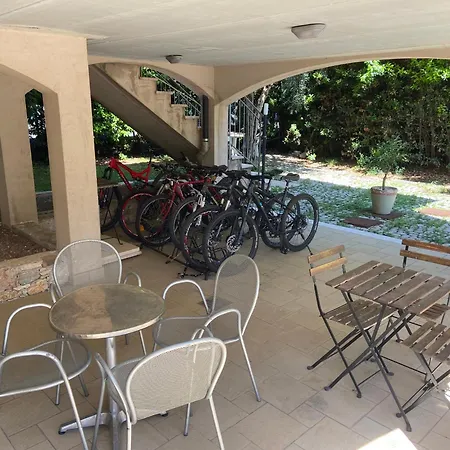Gaia Con Piscina Seeblick Apartment Malcesine